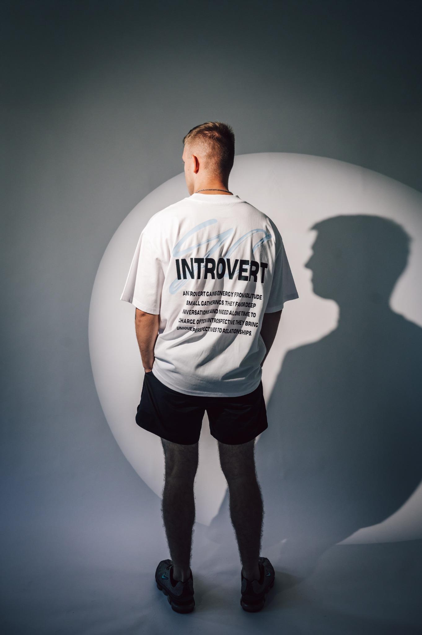INTROVERT